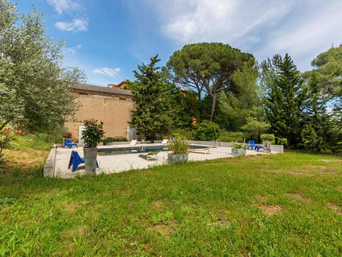 Flat In A Beautiful Building With Pool Apartment Meze Exterior photo